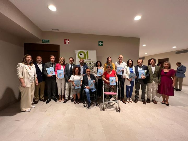 Andalucía Inclusiva COCEMFE celebra sus "Desayunos Inclusivos"
