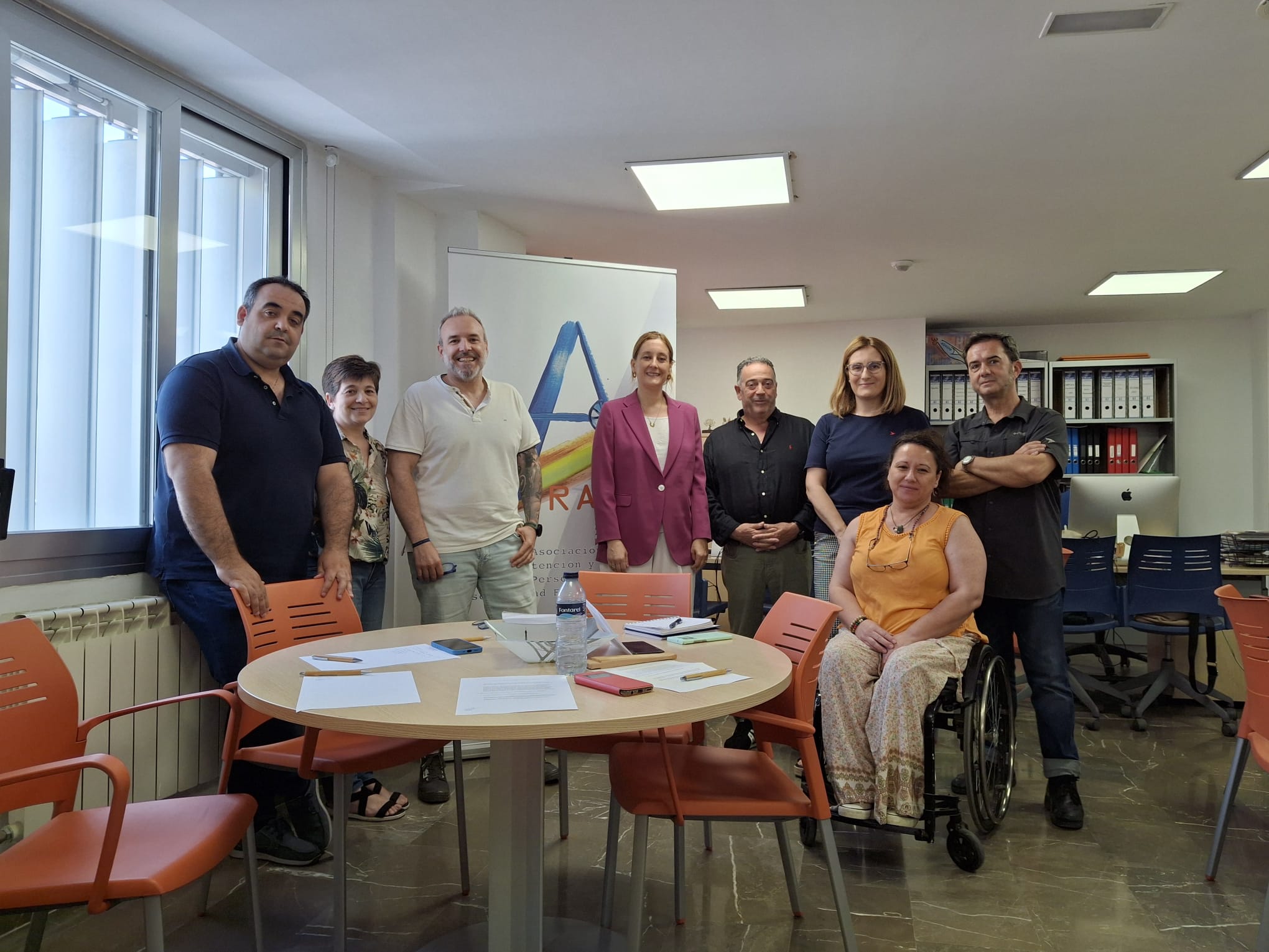 Nuestra presidenta Rocío Pérez Gómez ha visitado las instalaciones de Aspramif.