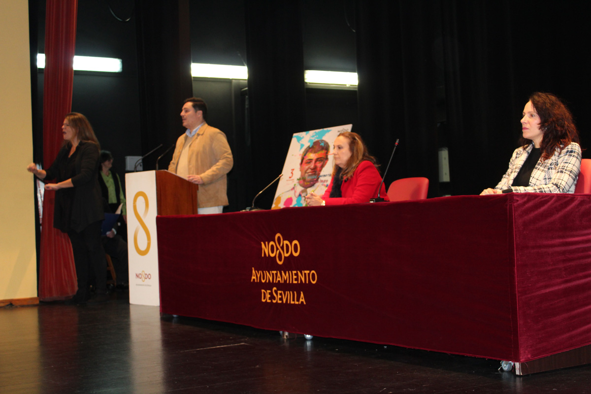 COCEMFE Sevilla participa en el acto institucional del Día Internacional de las Personas con Discapacidad celebrado en el Teatro Hogar Virgen de los Reyes