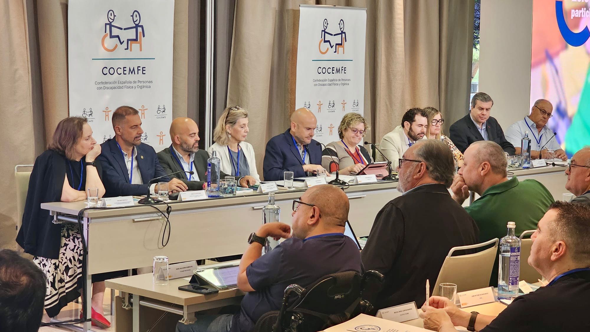 Acudimos a la Asamblea General de COCEMFE .
